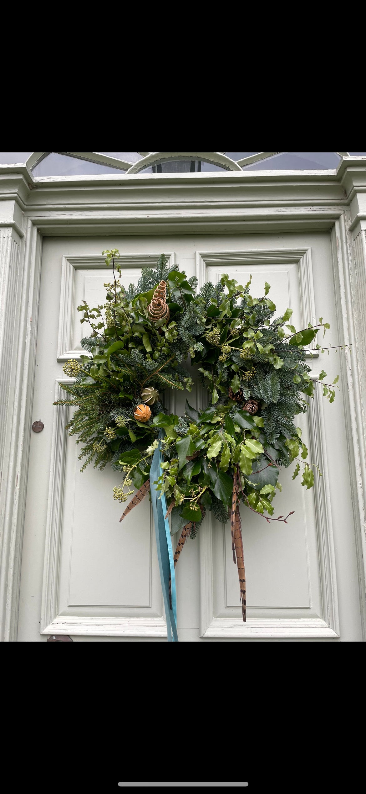 Winter wreath workshop at Hillmount House Sunday 7th December AM session 10.00am -13.00pm or PM session 14.00pm-17.00pm £85 total (non refundable deposit £25pp to book- balance of £60pp payable on the day)includes light lunch tea/coffee and sweet treats.